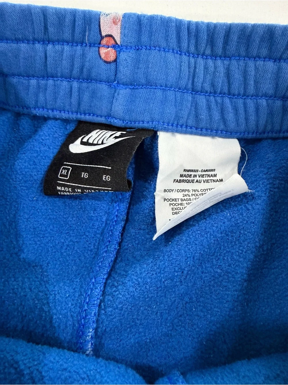 Nike Sportswear Club Airmoji Emoji Fleece Shorts Boys XL Blue
